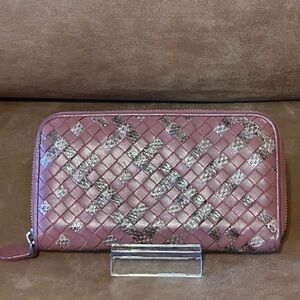 Bottega Veneta Nappa Ayers Intrecciato Zip Around Wallet
